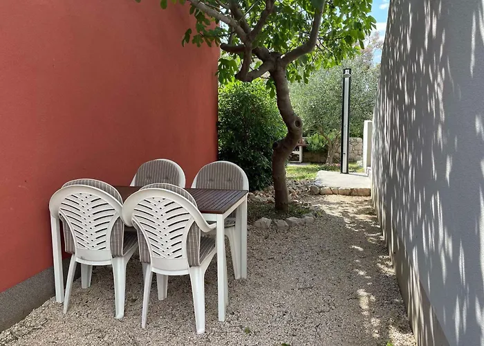 By The Sea Povljana, Pag - 21144 Apartamento Povljana